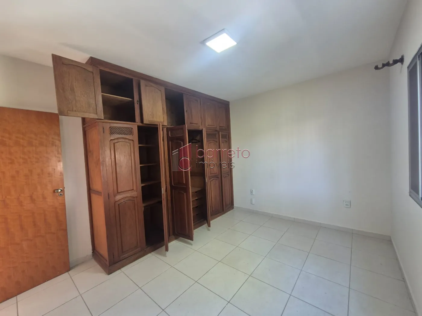 CASA TÉRREA À VENDA NA PONTE SÃO JOÃO EM JUNDIAÍ/SP