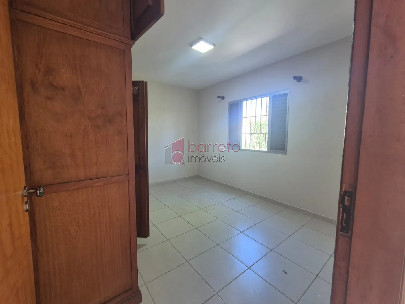 CASA TÉRREA À VENDA NA PONTE SÃO JOÃO EM JUNDIAÍ/SP