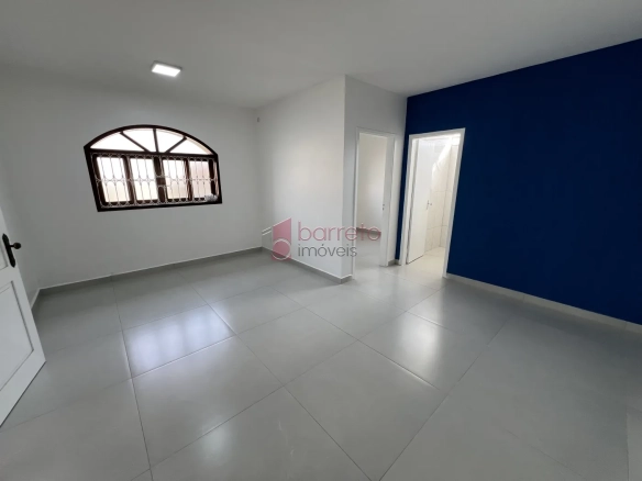 CASA REFORMADA COM 05 QUARTOS À VENDA NA VILA MARIA LUIZA EM JUNDIAÍ/SP