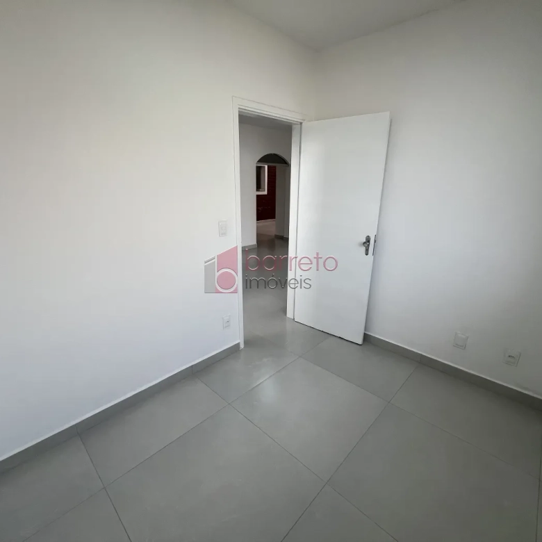 CASA REFORMADA COM 05 QUARTOS À VENDA NA VILA MARIA LUIZA EM JUNDIAÍ/SP