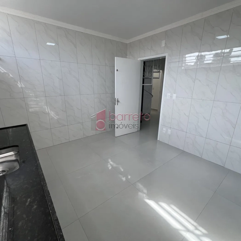 CASA REFORMADA COM 05 QUARTOS À VENDA NA VILA MARIA LUIZA EM JUNDIAÍ/SP
