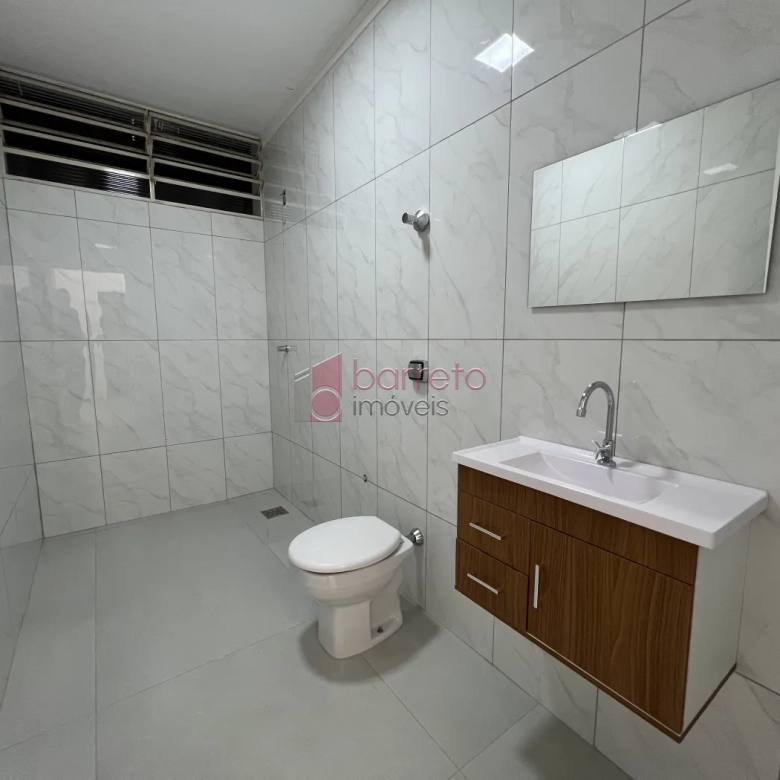 CASA REFORMADA COM 05 QUARTOS À VENDA NA VILA MARIA LUIZA EM JUNDIAÍ/SP