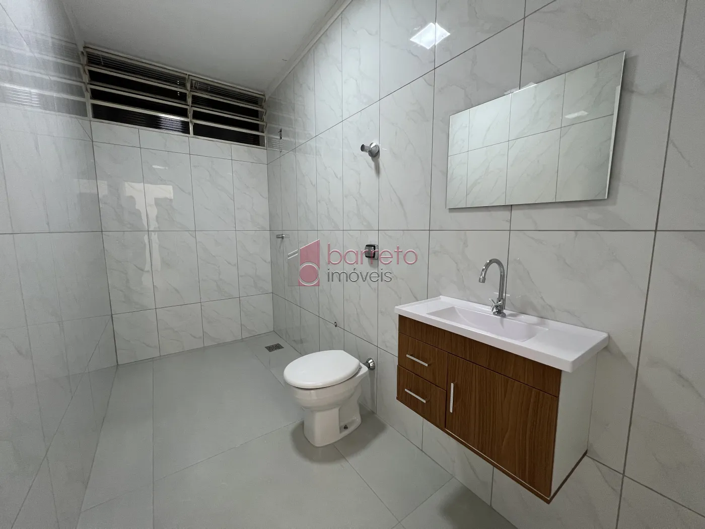 CASA REFORMADA COM 05 QUARTOS À VENDA NA VILA MARIA LUIZA EM JUNDIAÍ/SP
