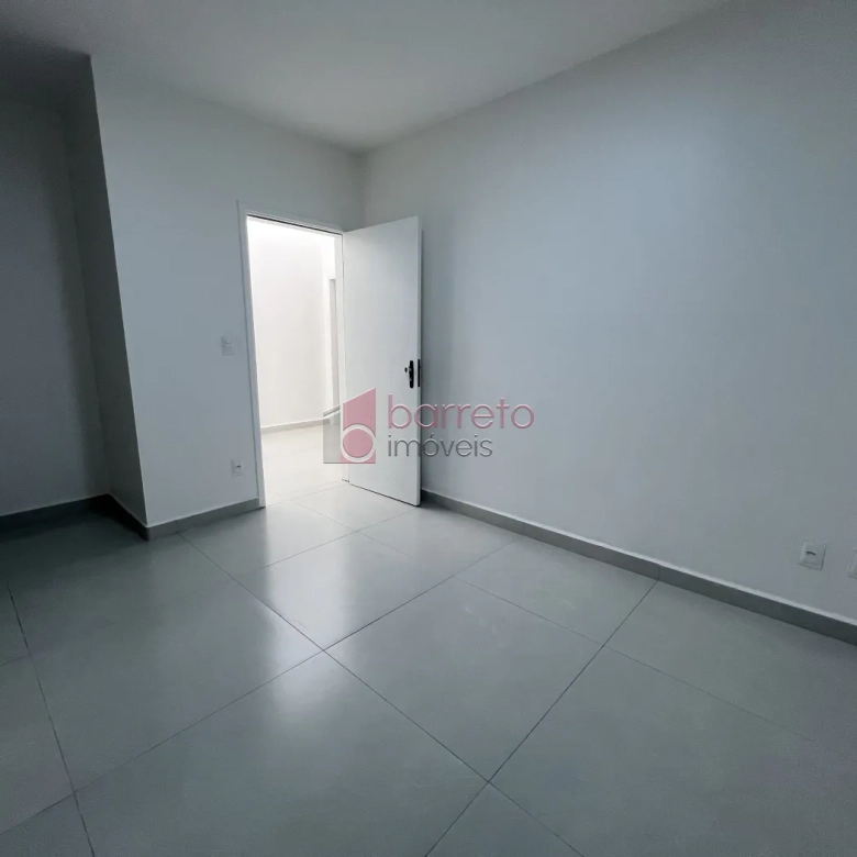 CASA REFORMADA COM 05 QUARTOS À VENDA NA VILA MARIA LUIZA EM JUNDIAÍ/SP