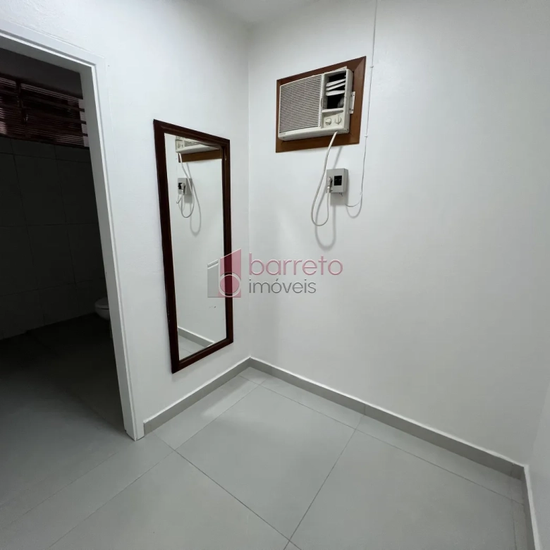 CASA REFORMADA COM 05 QUARTOS À VENDA NA VILA MARIA LUIZA EM JUNDIAÍ/SP