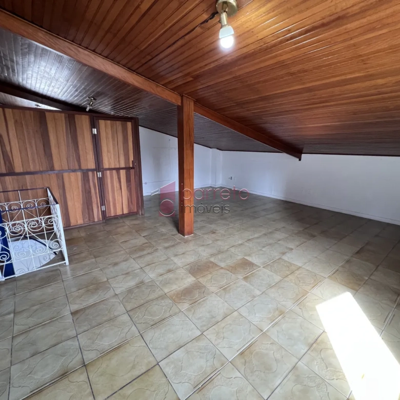 CASA REFORMADA COM 05 QUARTOS À VENDA NA VILA MARIA LUIZA EM JUNDIAÍ/SP