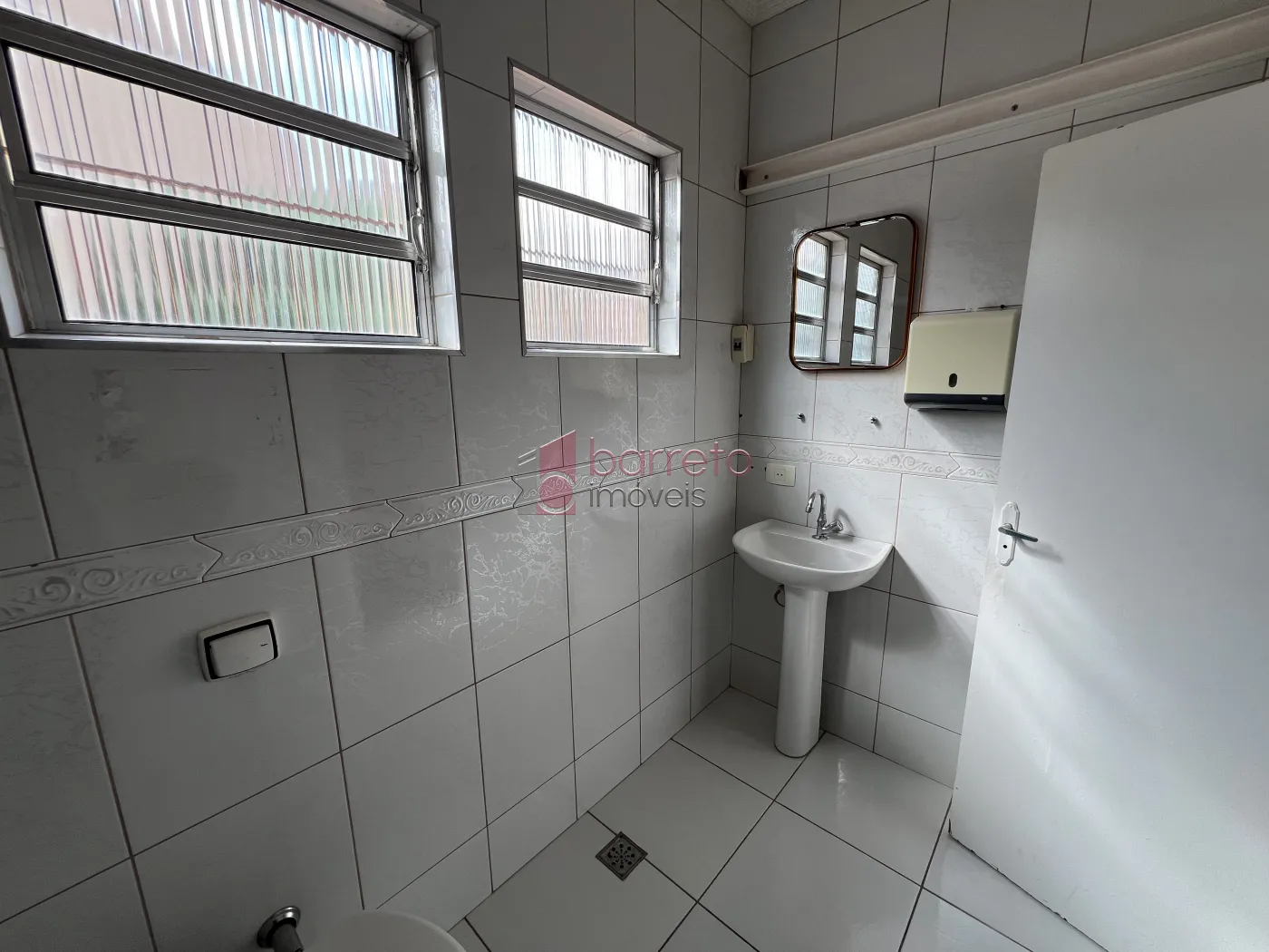 CASA REFORMADA COM 05 QUARTOS À VENDA NA VILA MARIA LUIZA EM JUNDIAÍ/SP