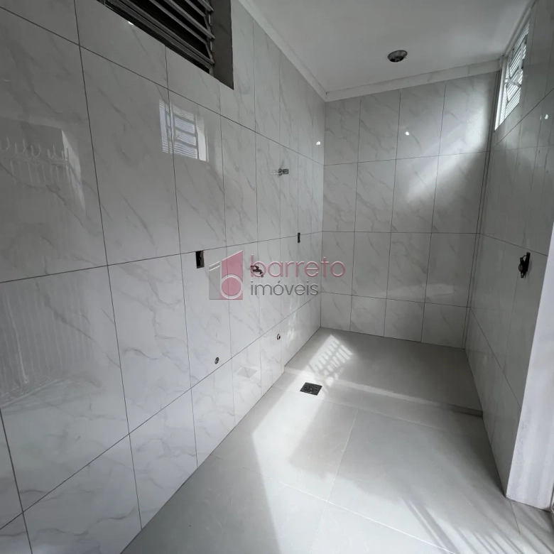 CASA REFORMADA COM 05 QUARTOS À VENDA NA VILA MARIA LUIZA EM JUNDIAÍ/SP