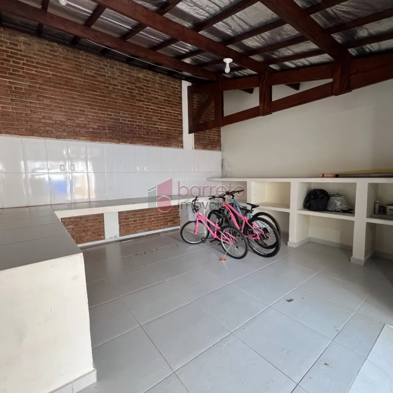 CASA REFORMADA COM 05 QUARTOS À VENDA NA VILA MARIA LUIZA EM JUNDIAÍ/SP