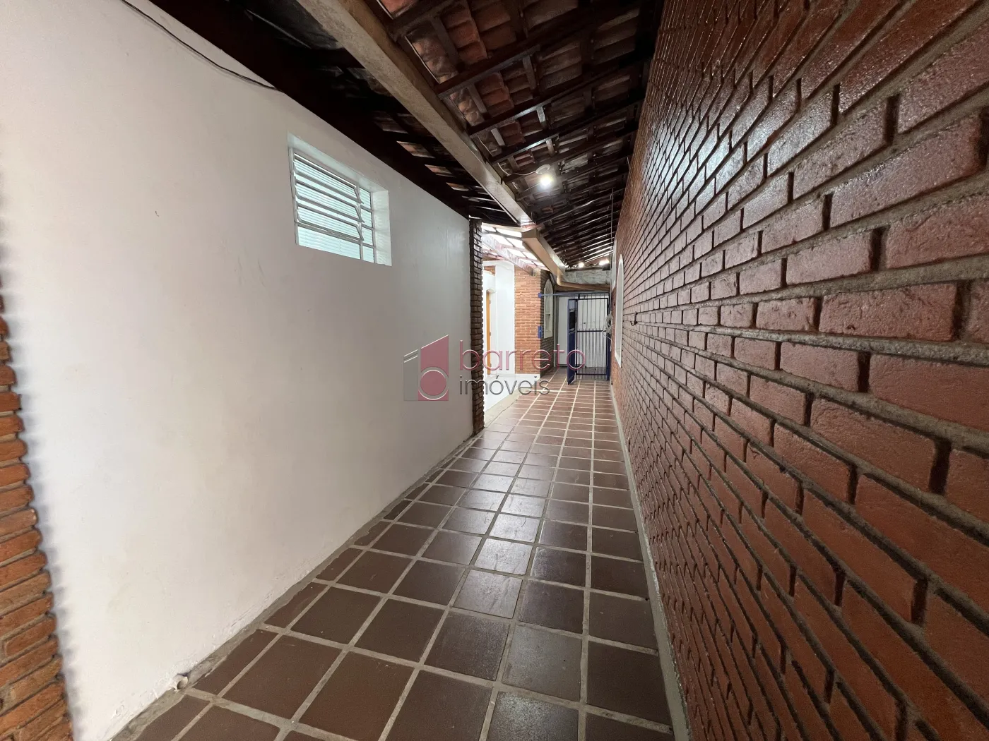 CASA REFORMADA COM 05 QUARTOS À VENDA NA VILA MARIA LUIZA EM JUNDIAÍ/SP
