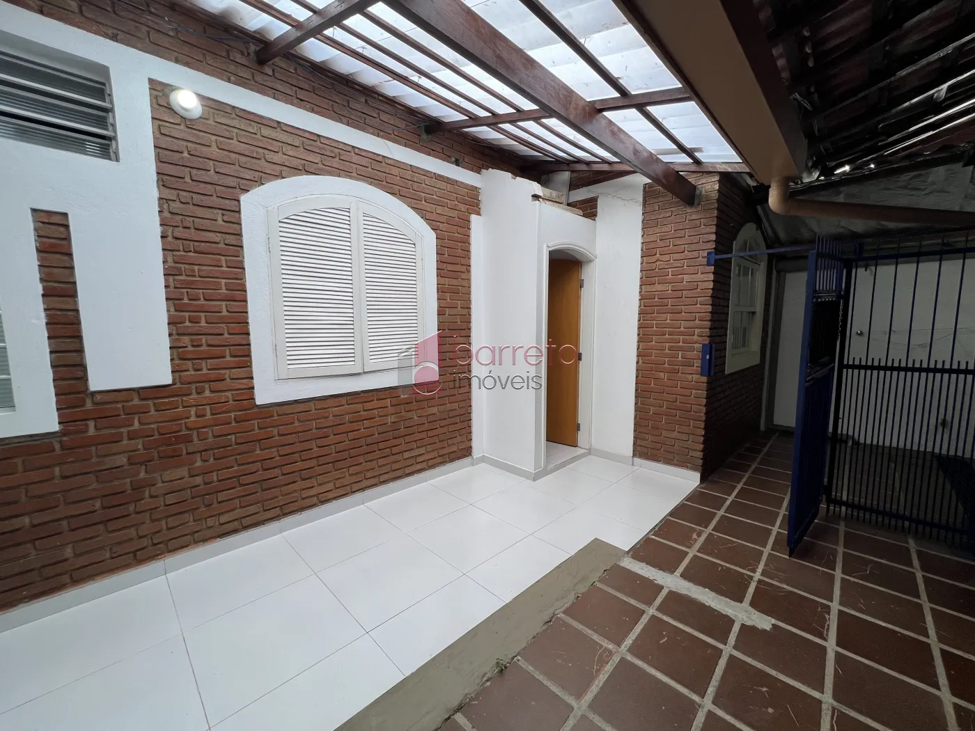 CASA REFORMADA COM 05 QUARTOS À VENDA NA VILA MARIA LUIZA EM JUNDIAÍ/SP