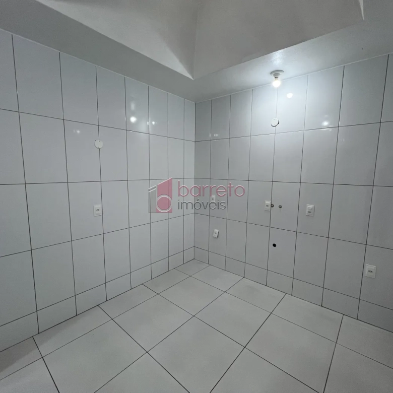 CASA REFORMADA COM 05 QUARTOS À VENDA NA VILA MARIA LUIZA EM JUNDIAÍ/SP