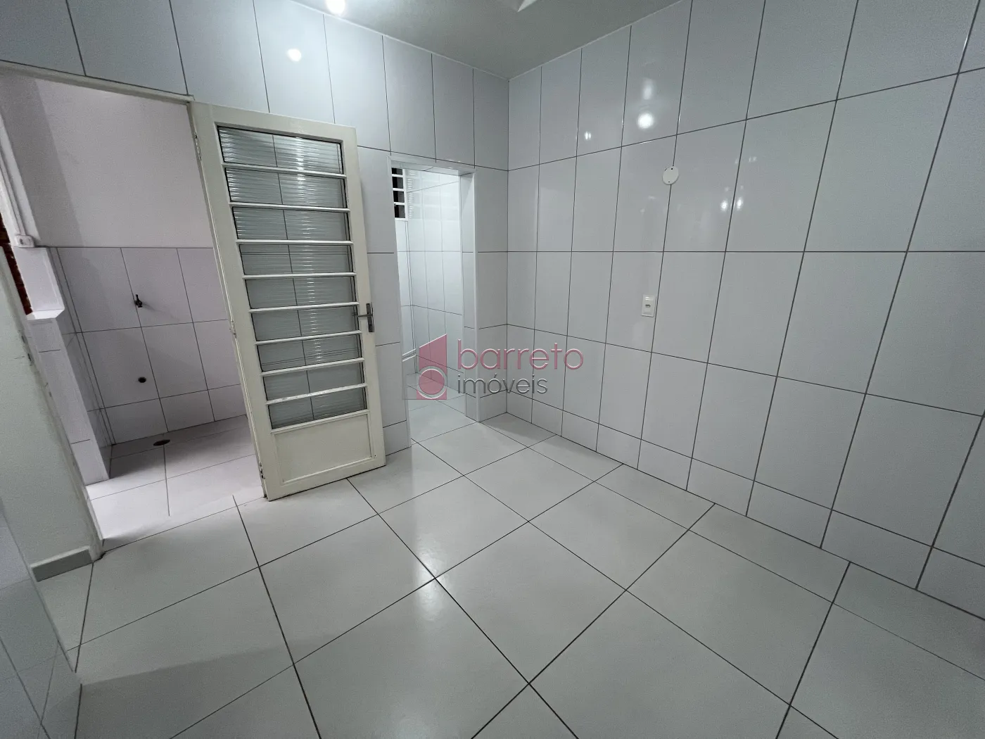 CASA REFORMADA COM 05 QUARTOS À VENDA NA VILA MARIA LUIZA EM JUNDIAÍ/SP