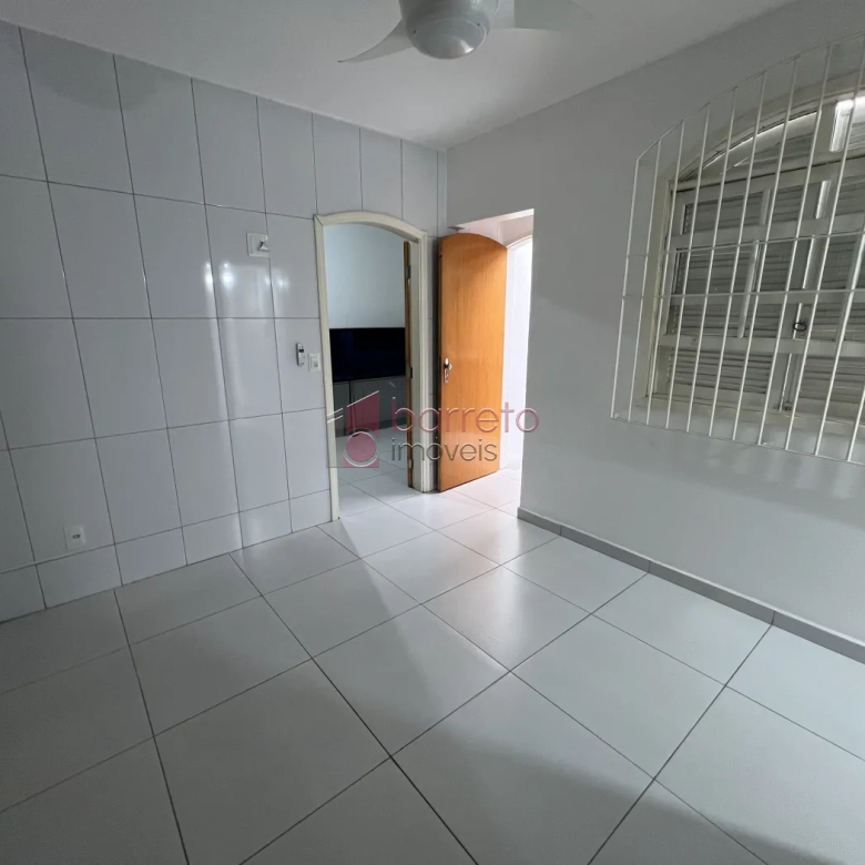 CASA REFORMADA COM 05 QUARTOS À VENDA NA VILA MARIA LUIZA EM JUNDIAÍ/SP