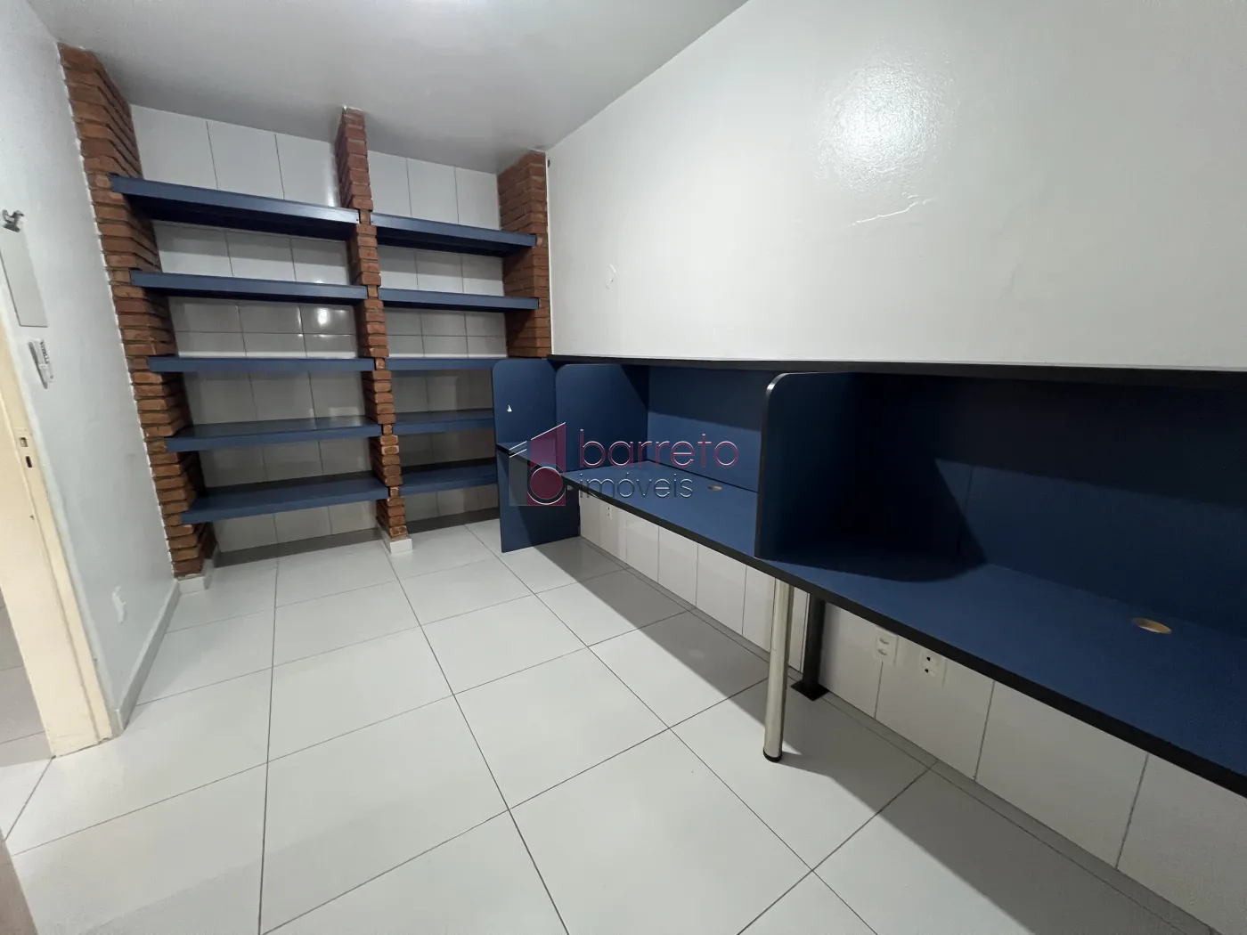 CASA REFORMADA COM 05 QUARTOS À VENDA NA VILA MARIA LUIZA EM JUNDIAÍ/SP
