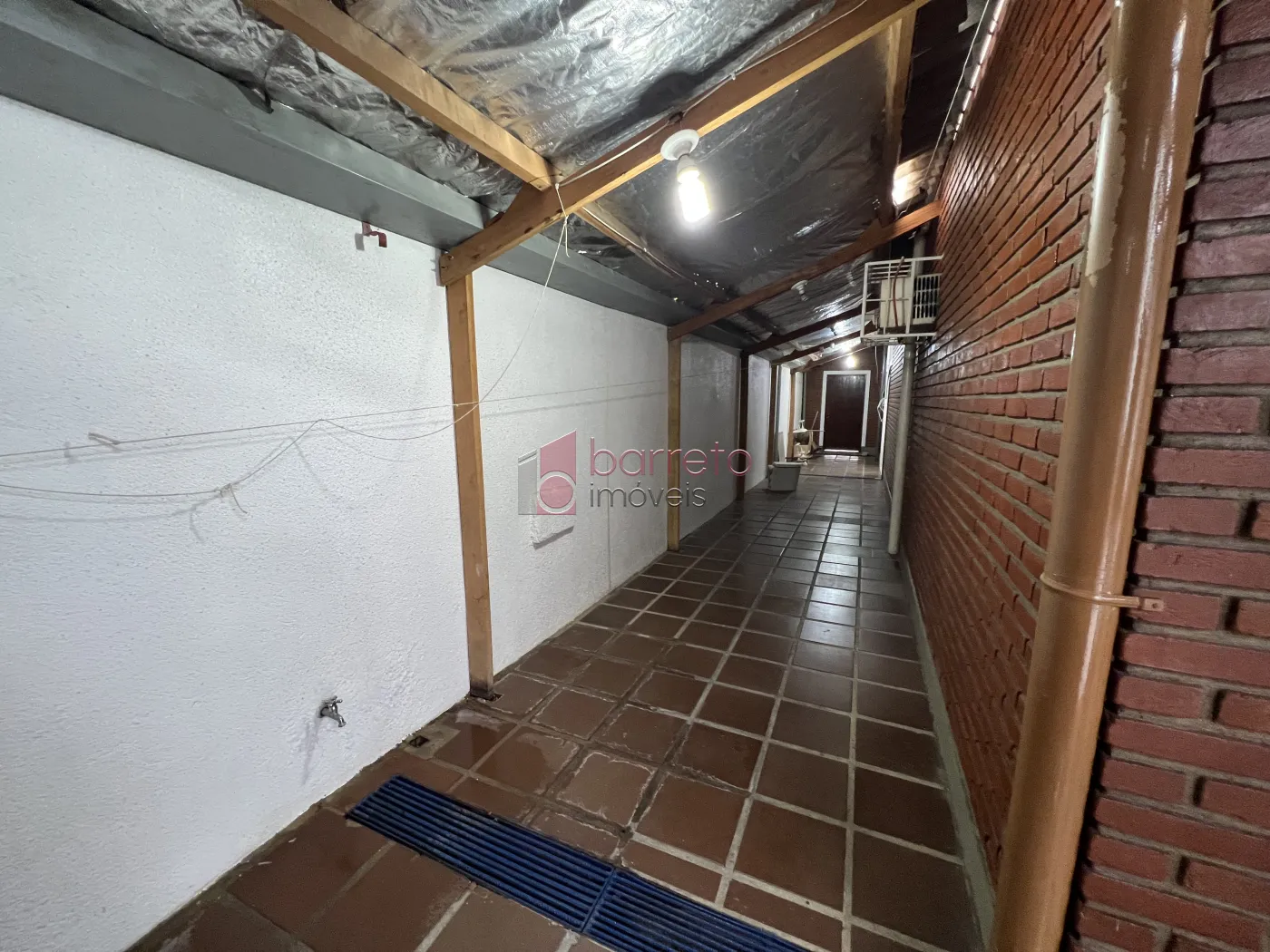 CASA REFORMADA COM 05 QUARTOS À VENDA NA VILA MARIA LUIZA EM JUNDIAÍ/SP