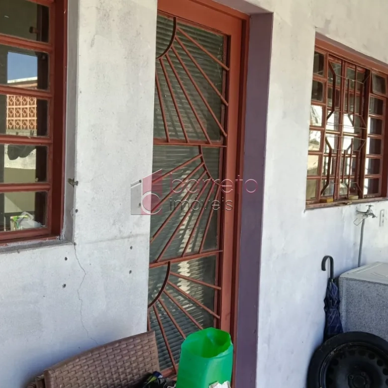 CASA COM EDÍCULA À VENDA NA VILA MARINGÁ – JUNDIAÍ/SP