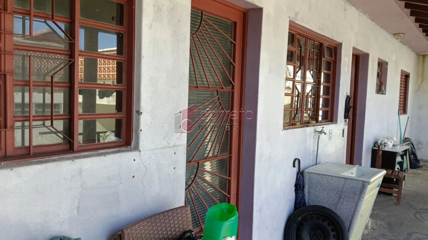 CASA COM EDÍCULA À VENDA NA VILA MARINGÁ – JUNDIAÍ/SP