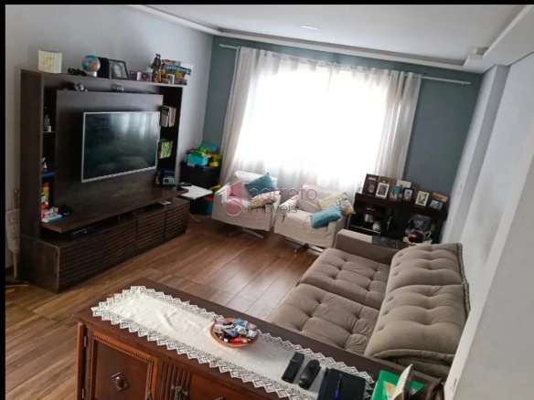 CASA COM EDÍCULA À VENDA NA VILA MARINGÁ – JUNDIAÍ/SP