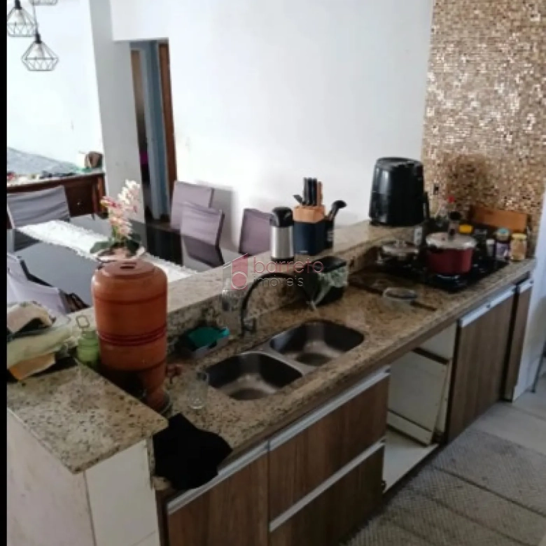 CASA COM EDÍCULA À VENDA NA VILA MARINGÁ – JUNDIAÍ/SP
