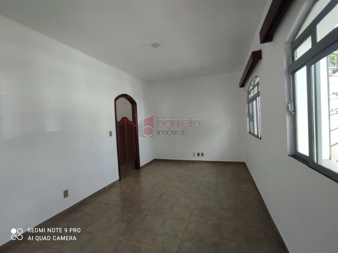 CASA PARA VENDA E LOCAÇÃO NO BAIRRO DA VILA RAMI – JUNDIAÍ/SP