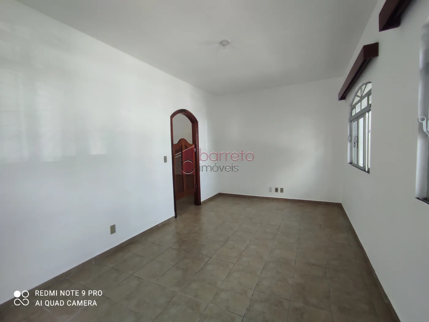 CASA PARA VENDA E LOCAÇÃO NO BAIRRO DA VILA RAMI – JUNDIAÍ/SP
