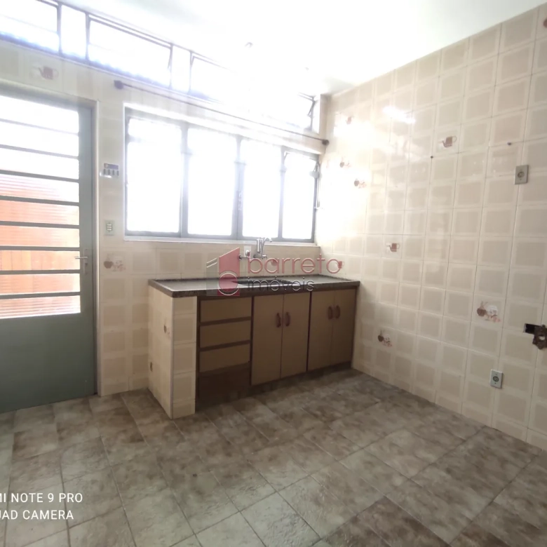CASA PARA VENDA E LOCAÇÃO NO BAIRRO DA VILA RAMI – JUNDIAÍ/SP