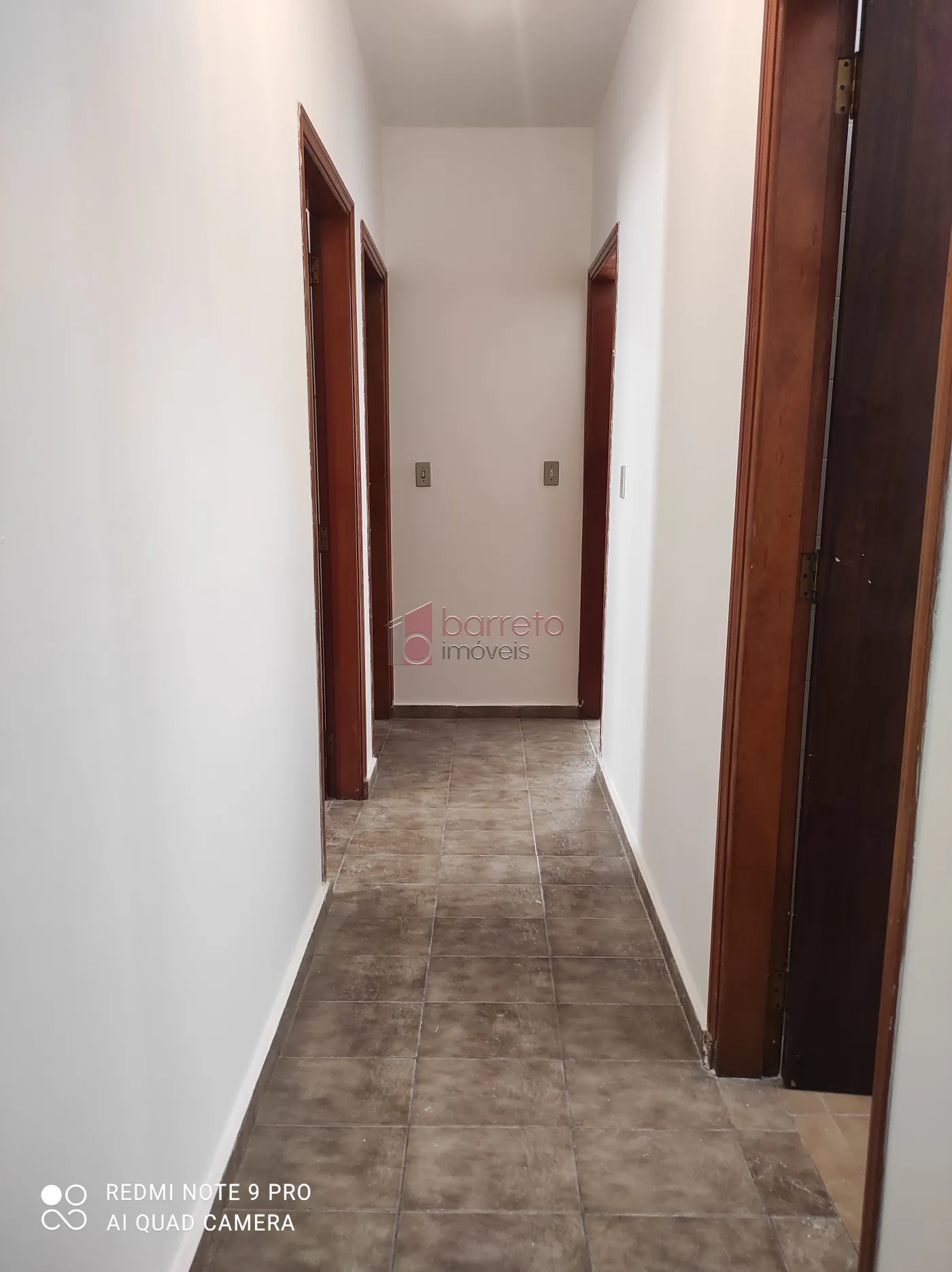 CASA PARA VENDA E LOCAÇÃO NO BAIRRO DA VILA RAMI – JUNDIAÍ/SP