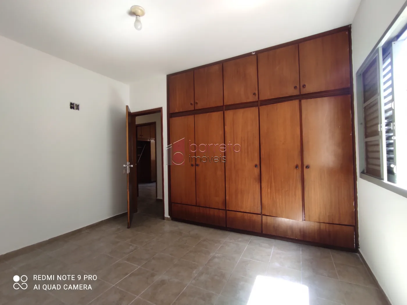 CASA PARA VENDA E LOCAÇÃO NO BAIRRO DA VILA RAMI – JUNDIAÍ/SP