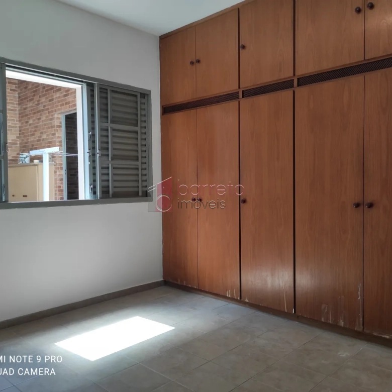 CASA PARA VENDA E LOCAÇÃO NO BAIRRO DA VILA RAMI – JUNDIAÍ/SP