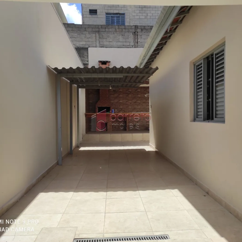 CASA PARA VENDA E LOCAÇÃO NO BAIRRO DA VILA RAMI – JUNDIAÍ/SP