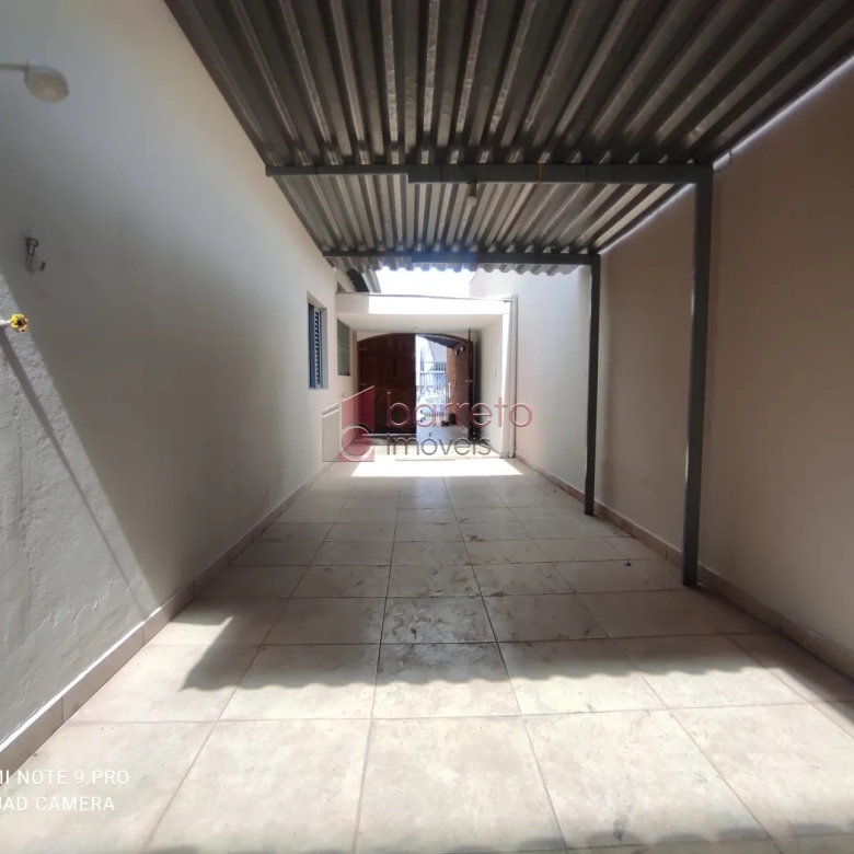 CASA PARA VENDA E LOCAÇÃO NO BAIRRO DA VILA RAMI – JUNDIAÍ/SP