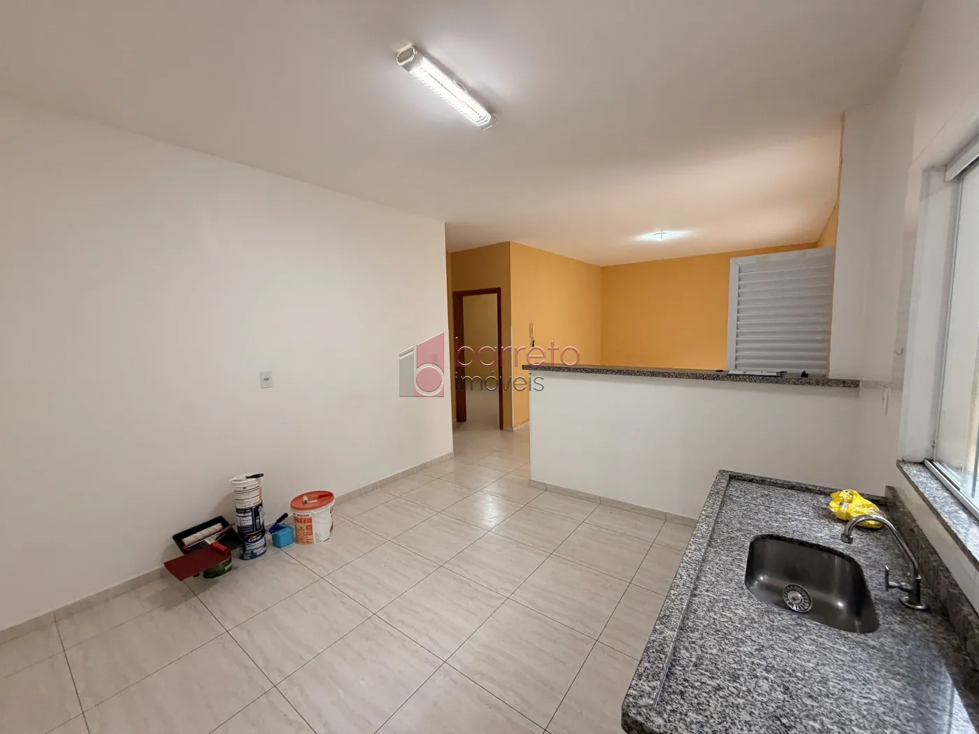 CASA COM ENTRADA COMPARTILHADA NO PISO SUPERIOR PARA LOCAÇÃO NO BAIRRO VILA SÃO PAULO – JUNDIAÍ/SP