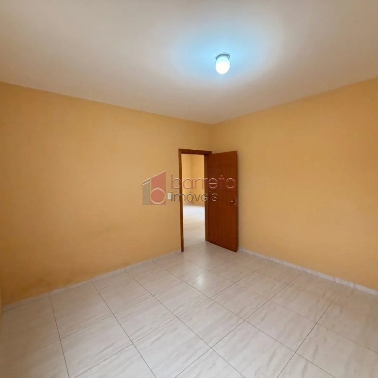 CASA COM ENTRADA COMPARTILHADA NO PISO SUPERIOR PARA LOCAÇÃO NO BAIRRO VILA SÃO PAULO – JUNDIAÍ/SP