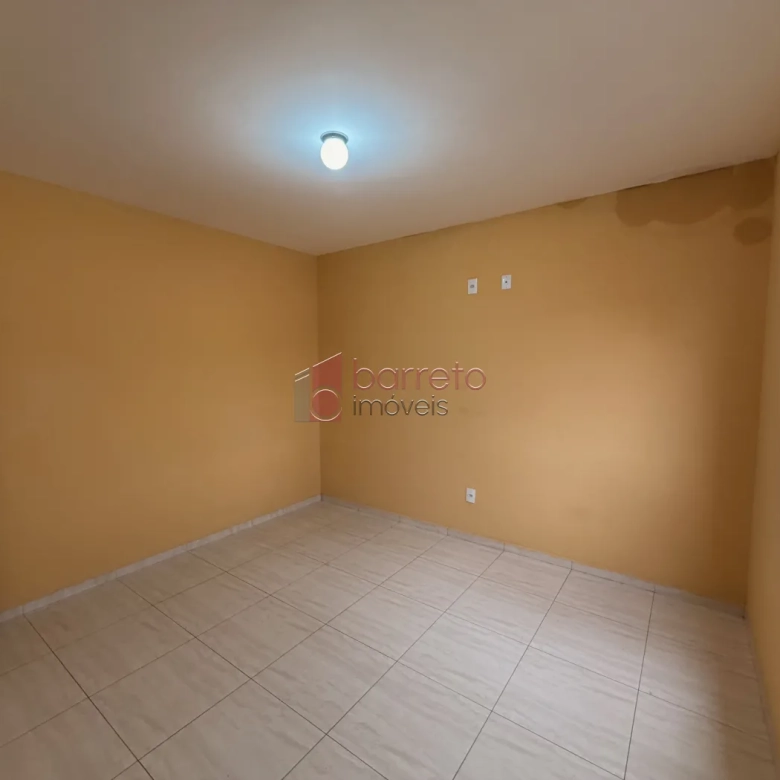 CASA COM ENTRADA COMPARTILHADA NO PISO SUPERIOR PARA LOCAÇÃO NO BAIRRO VILA SÃO PAULO – JUNDIAÍ/SP