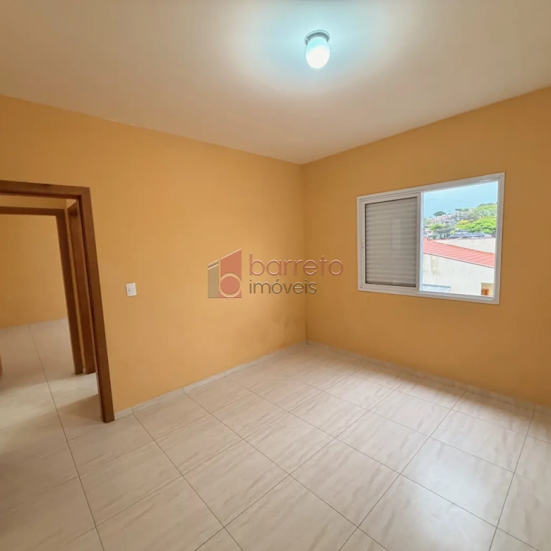 CASA COM ENTRADA COMPARTILHADA NO PISO SUPERIOR PARA LOCAÇÃO NO BAIRRO VILA SÃO PAULO – JUNDIAÍ/SP