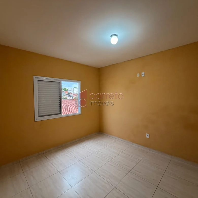 CASA COM ENTRADA COMPARTILHADA NO PISO SUPERIOR PARA LOCAÇÃO NO BAIRRO VILA SÃO PAULO – JUNDIAÍ/SP