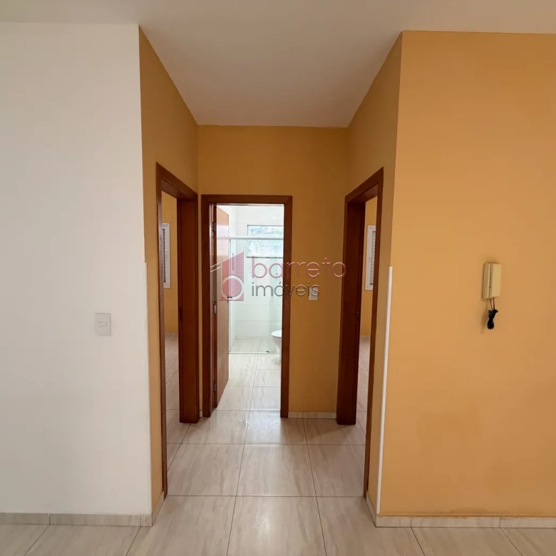 CASA COM ENTRADA COMPARTILHADA NO PISO SUPERIOR PARA LOCAÇÃO NO BAIRRO VILA SÃO PAULO – JUNDIAÍ/SP