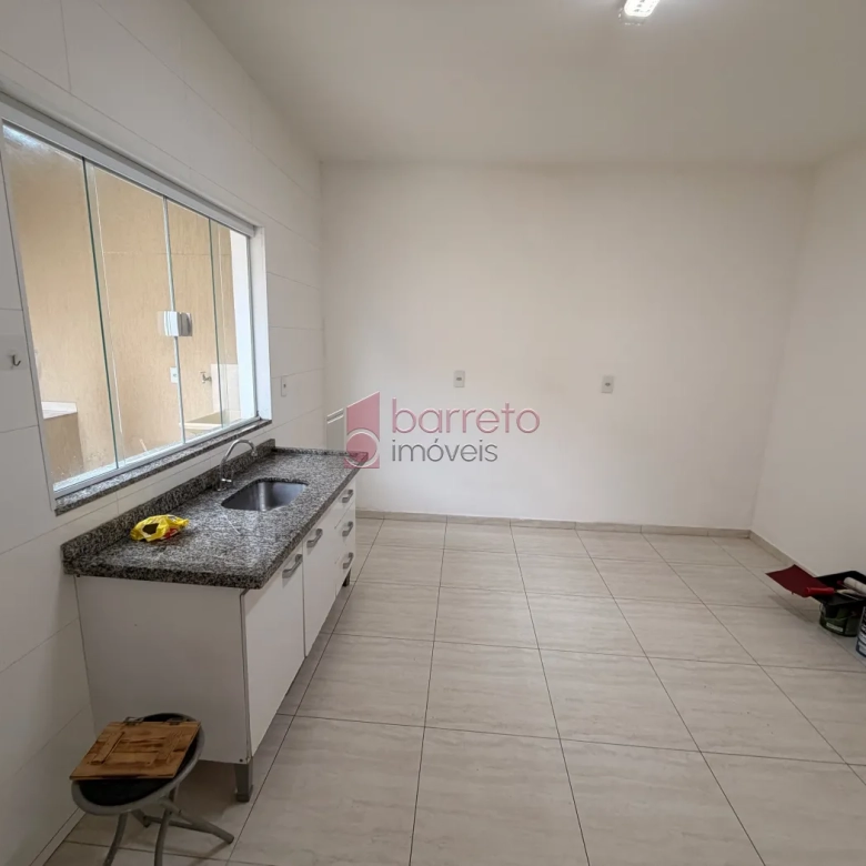 CASA COM ENTRADA COMPARTILHADA NO PISO SUPERIOR PARA LOCAÇÃO NO BAIRRO VILA SÃO PAULO – JUNDIAÍ/SP