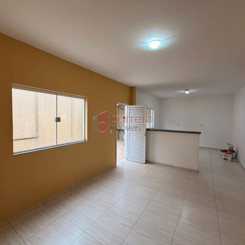 CASA COM ENTRADA COMPARTILHADA NO PISO SUPERIOR PARA LOCAÇÃO NO BAIRRO VILA SÃO PAULO – JUNDIAÍ/SP