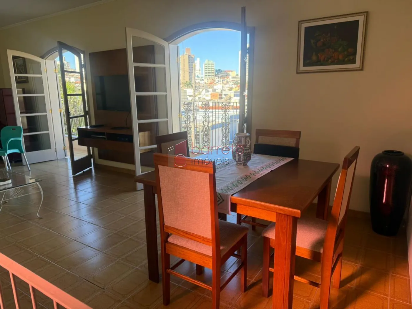 CASA À VENDA COM TERRENO DE 262M² NO BAIRRO VIANELO EM JUNDIAÍ-SP
