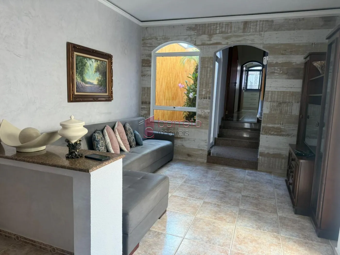 CASA À VENDA COM TERRENO DE 262M² NO BAIRRO VIANELO EM JUNDIAÍ-SP