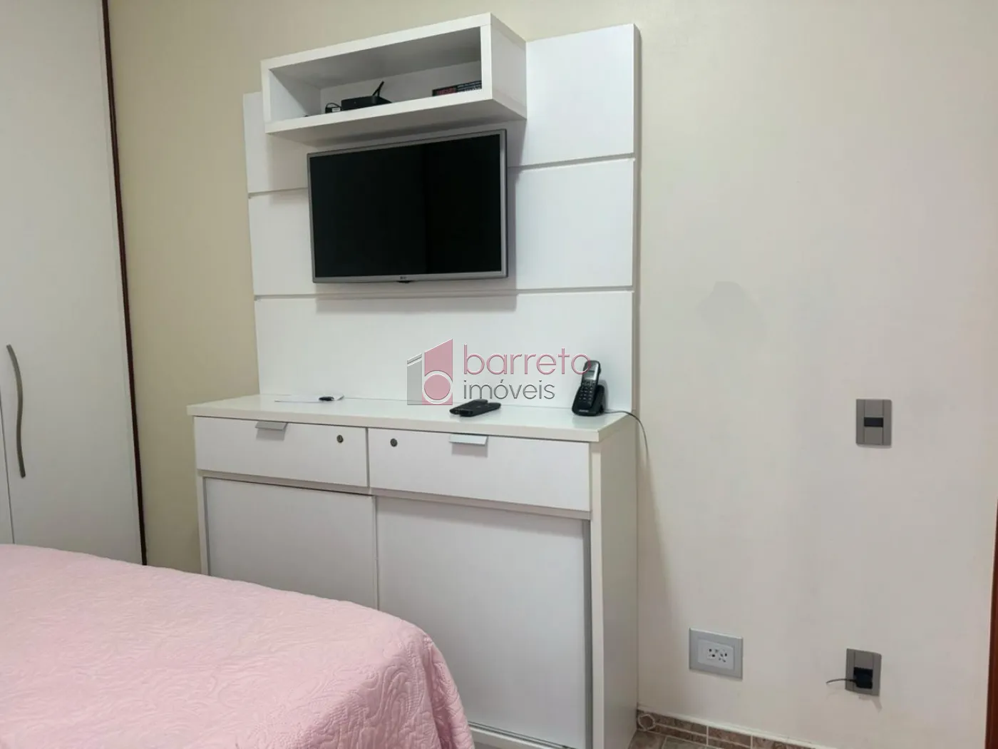 CASA À VENDA COM TERRENO DE 262M² NO BAIRRO VIANELO EM JUNDIAÍ-SP