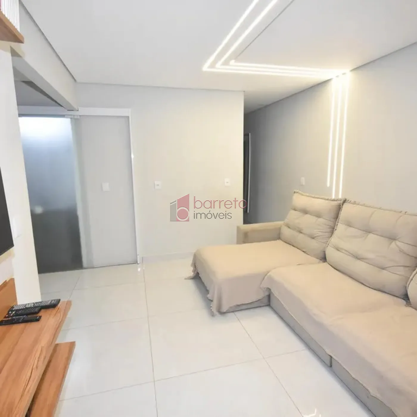 SOBRADO PARA LOCAÇÃO NO BAIRRO FAZENDA GRANDE – JUNDIAÍ/SP.
