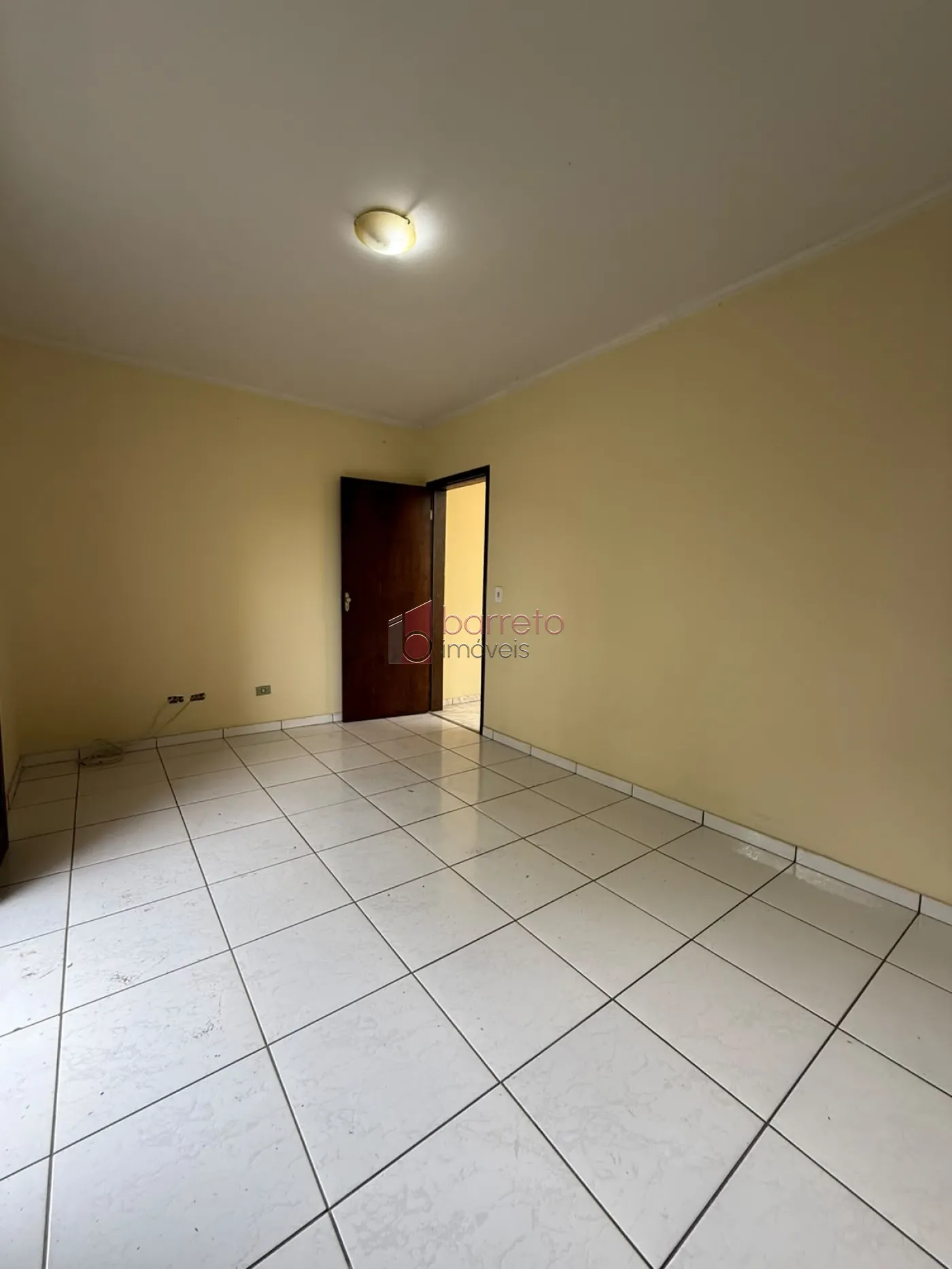 CASA À VENDA NO JARDIM CAÇULA EM JUNDIAÍ/SP
