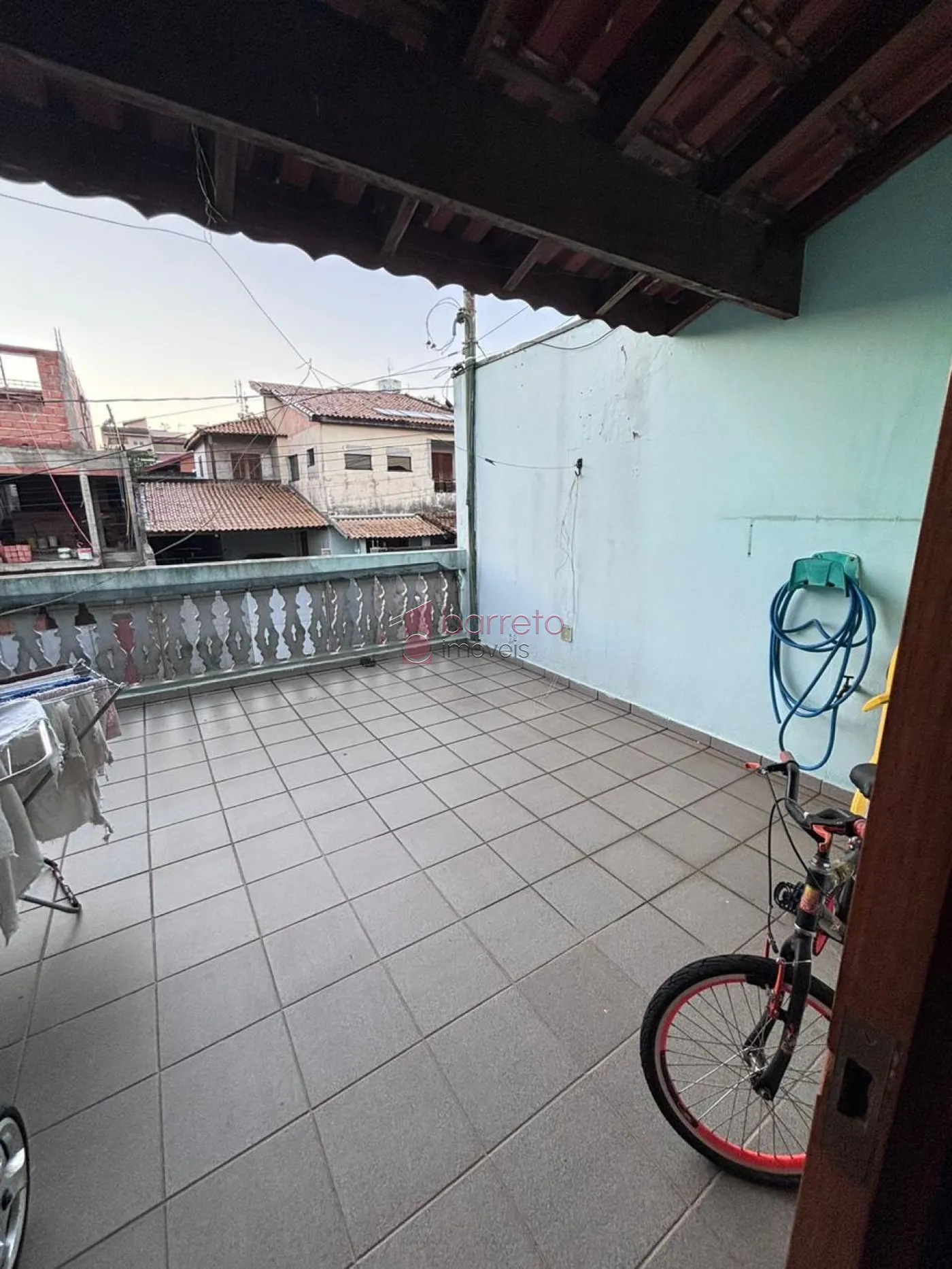 SOBRADO À VENDA E LOCAÇÃO NO JARDIM TULIPAS – JUNDIAÍ/SP