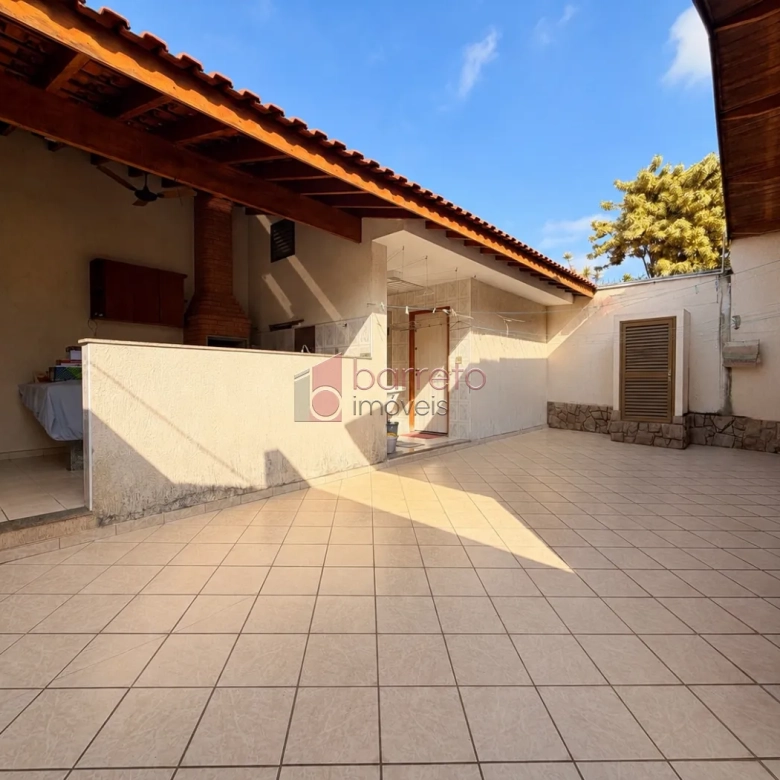 CASA TÉRREA À VENDA – 03 QUARTOS + EDÍCULA – JARDIM MORUMBI – JUNDIAÍ/SP