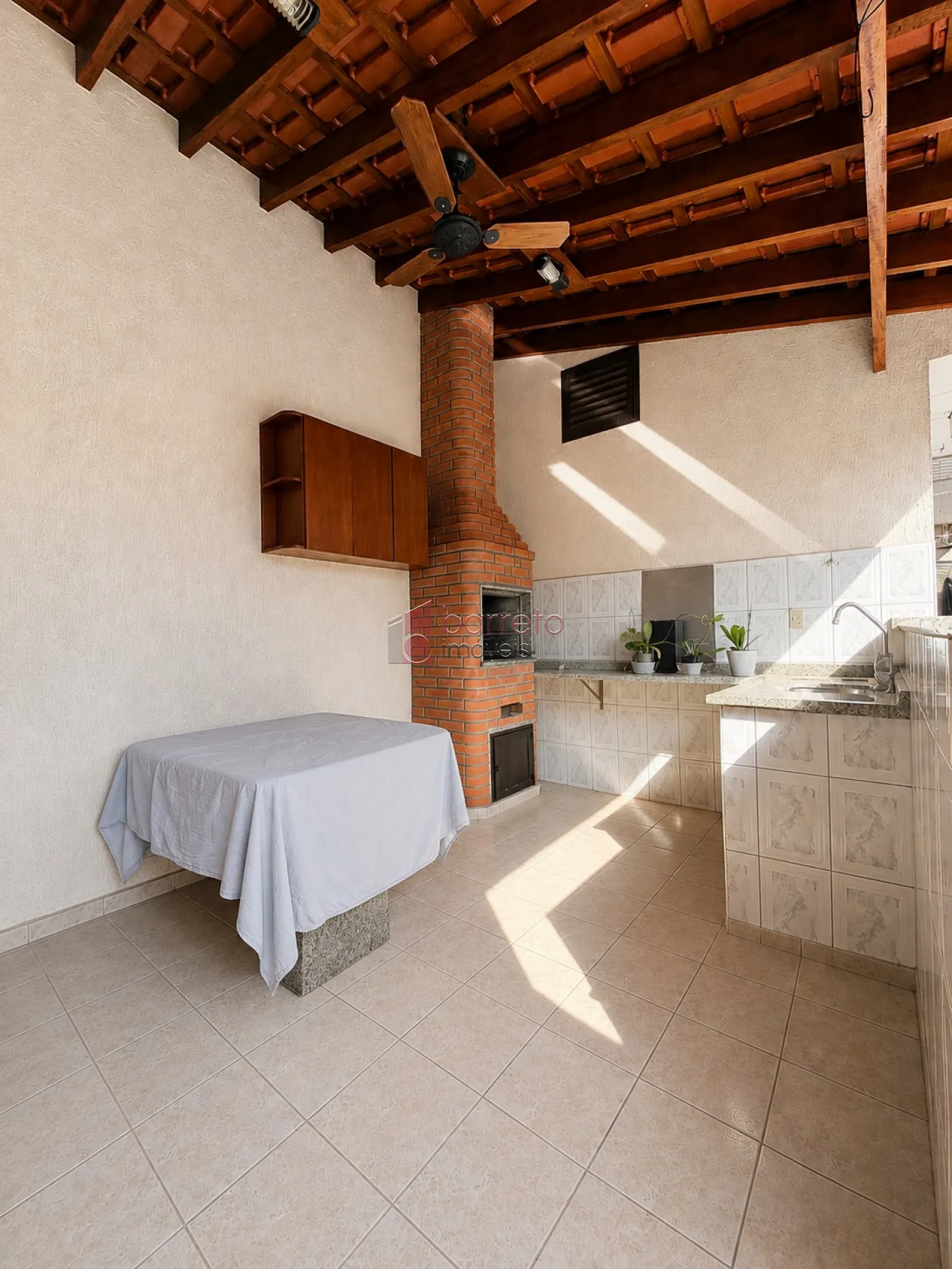 CASA TÉRREA À VENDA – 03 QUARTOS + EDÍCULA – JARDIM MORUMBI – JUNDIAÍ/SP