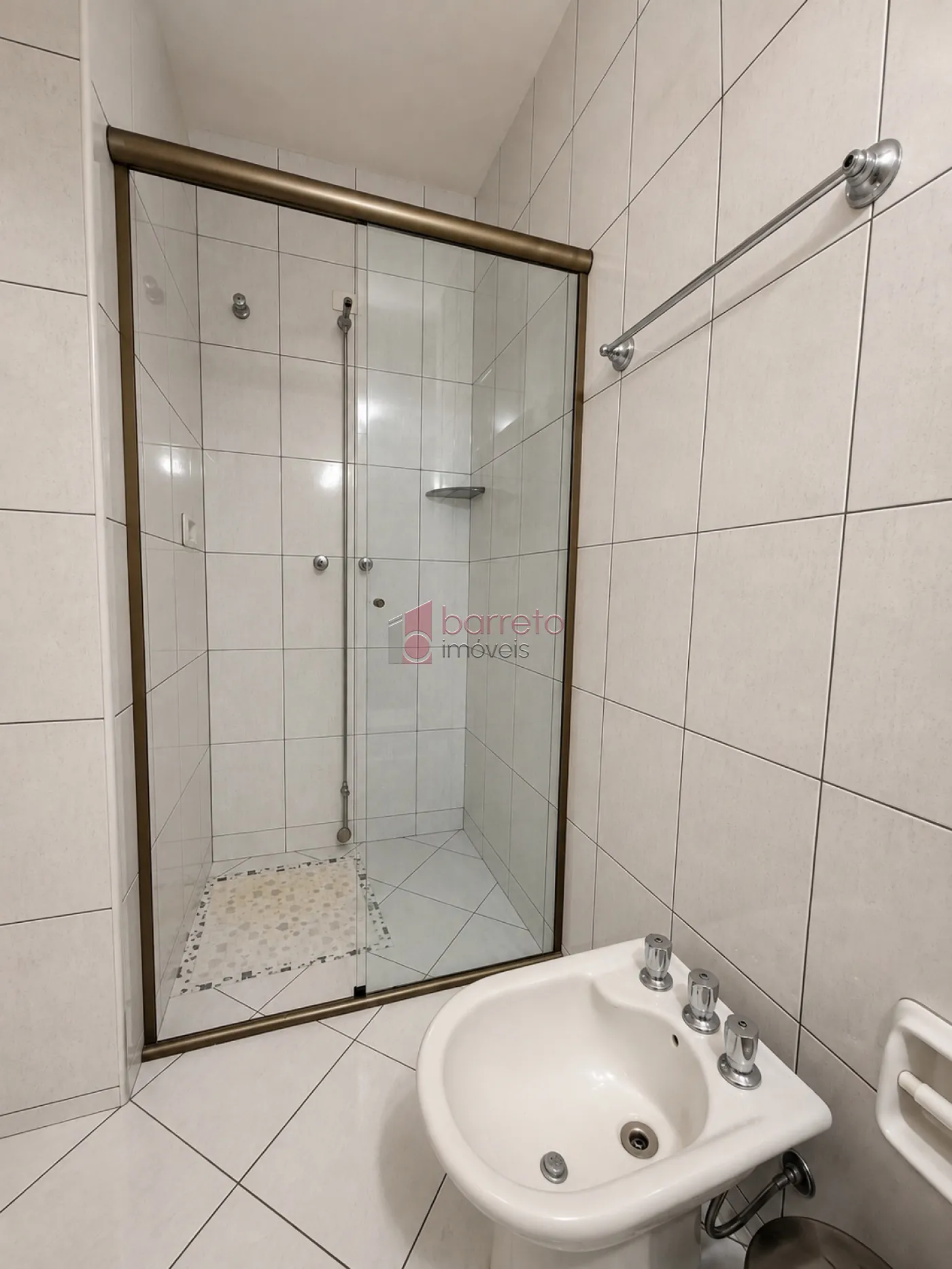 CASA TÉRREA À VENDA – 03 QUARTOS + EDÍCULA – JARDIM MORUMBI – JUNDIAÍ/SP