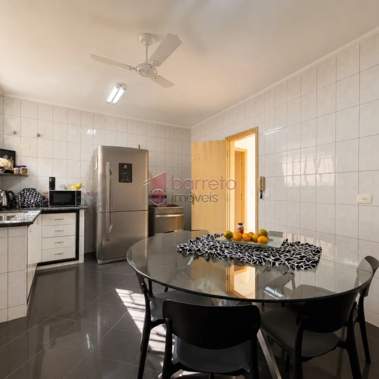 CASA TÉRREA À VENDA – 03 QUARTOS + EDÍCULA – JARDIM MORUMBI – JUNDIAÍ/SP